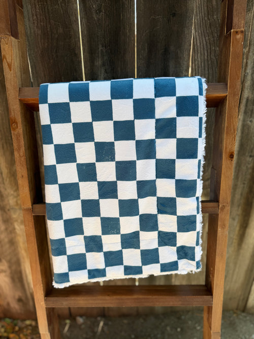 Checkered Smiles Baby Blanket 😊🏁