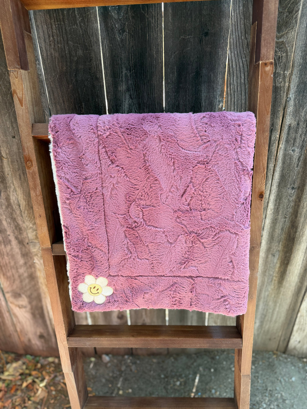 Smiley Daisy Baby Blanket 🌼😊
