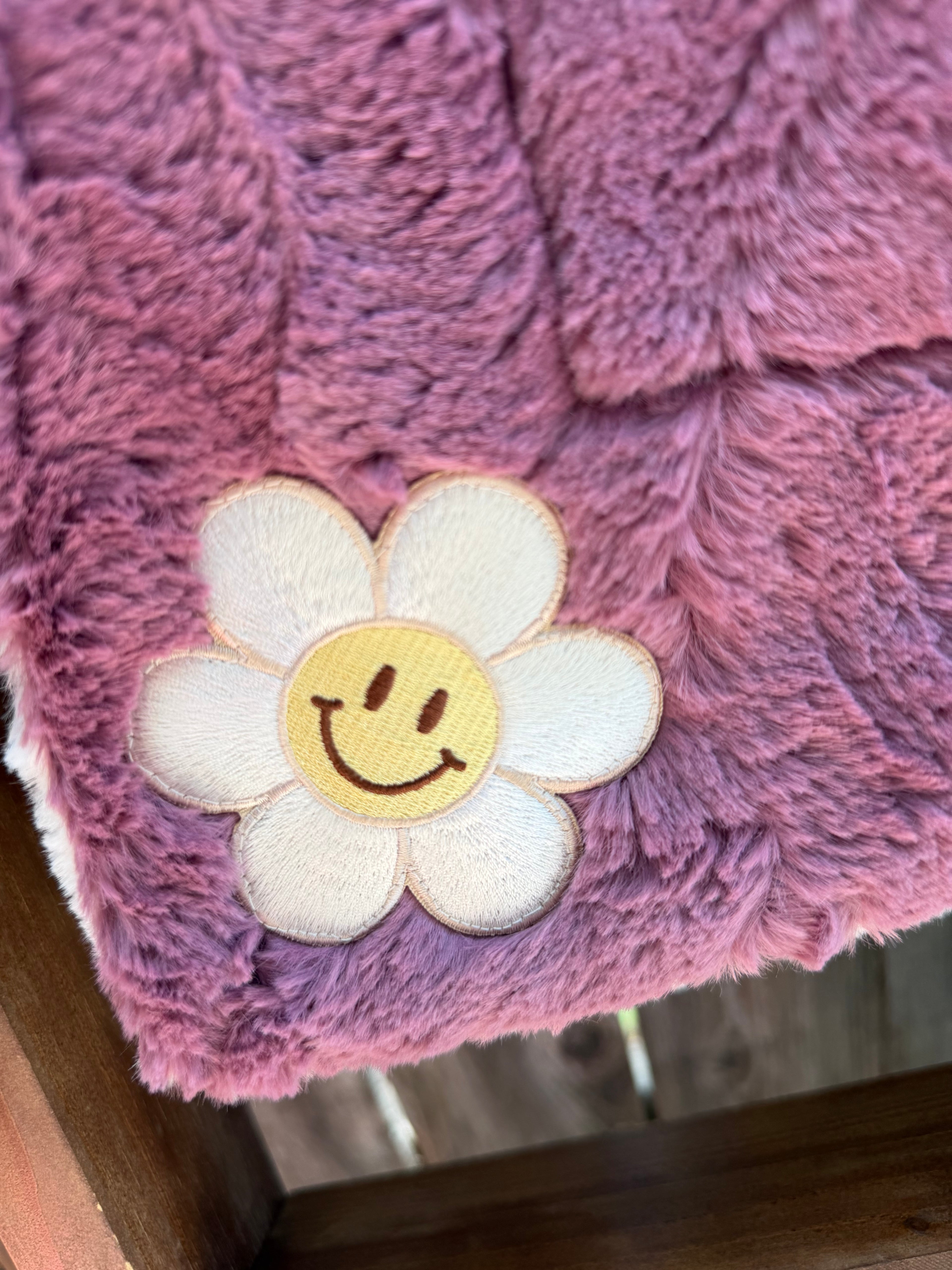 Smiley Daisy Baby Blanket 🌼😊