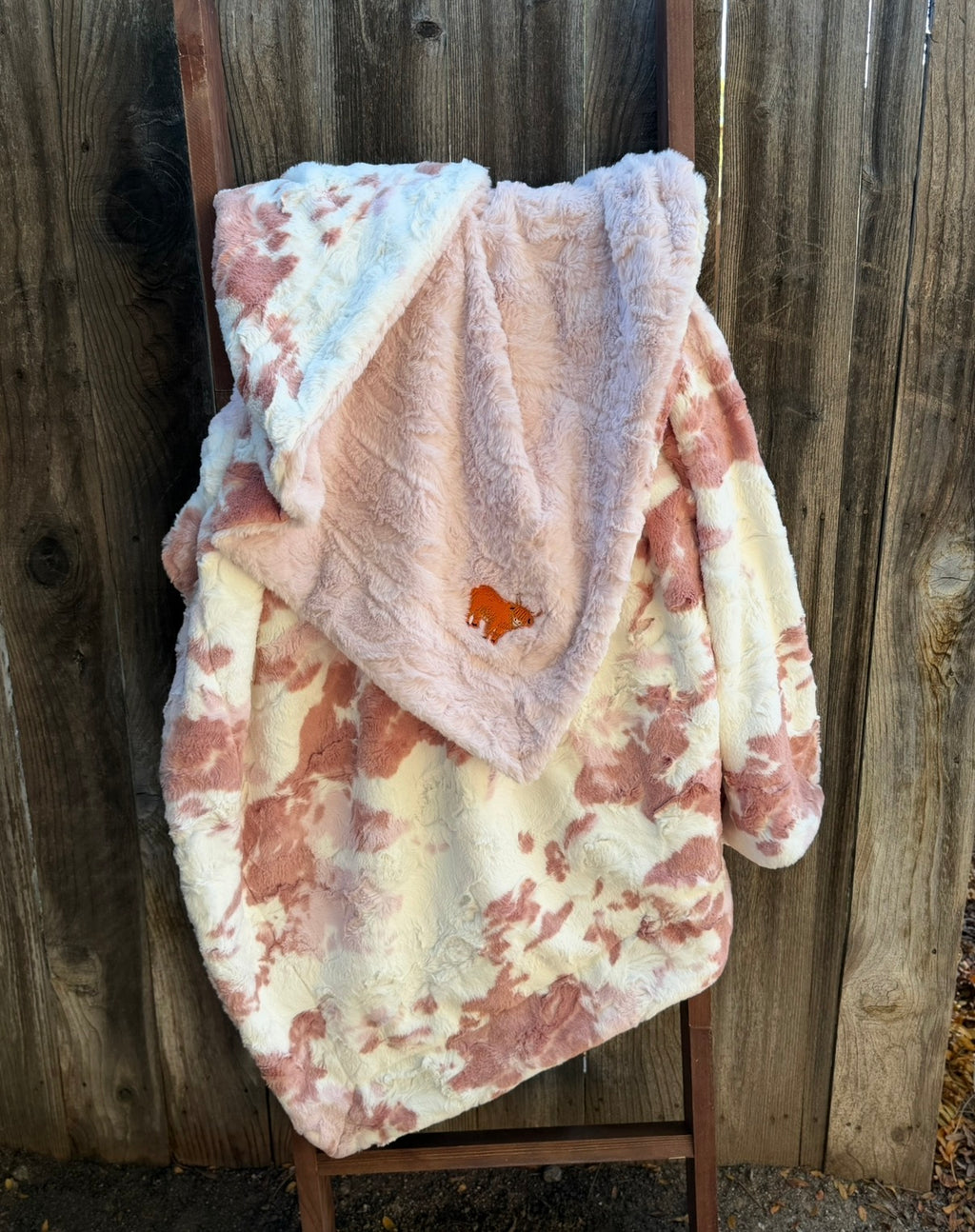 Custom Throw
