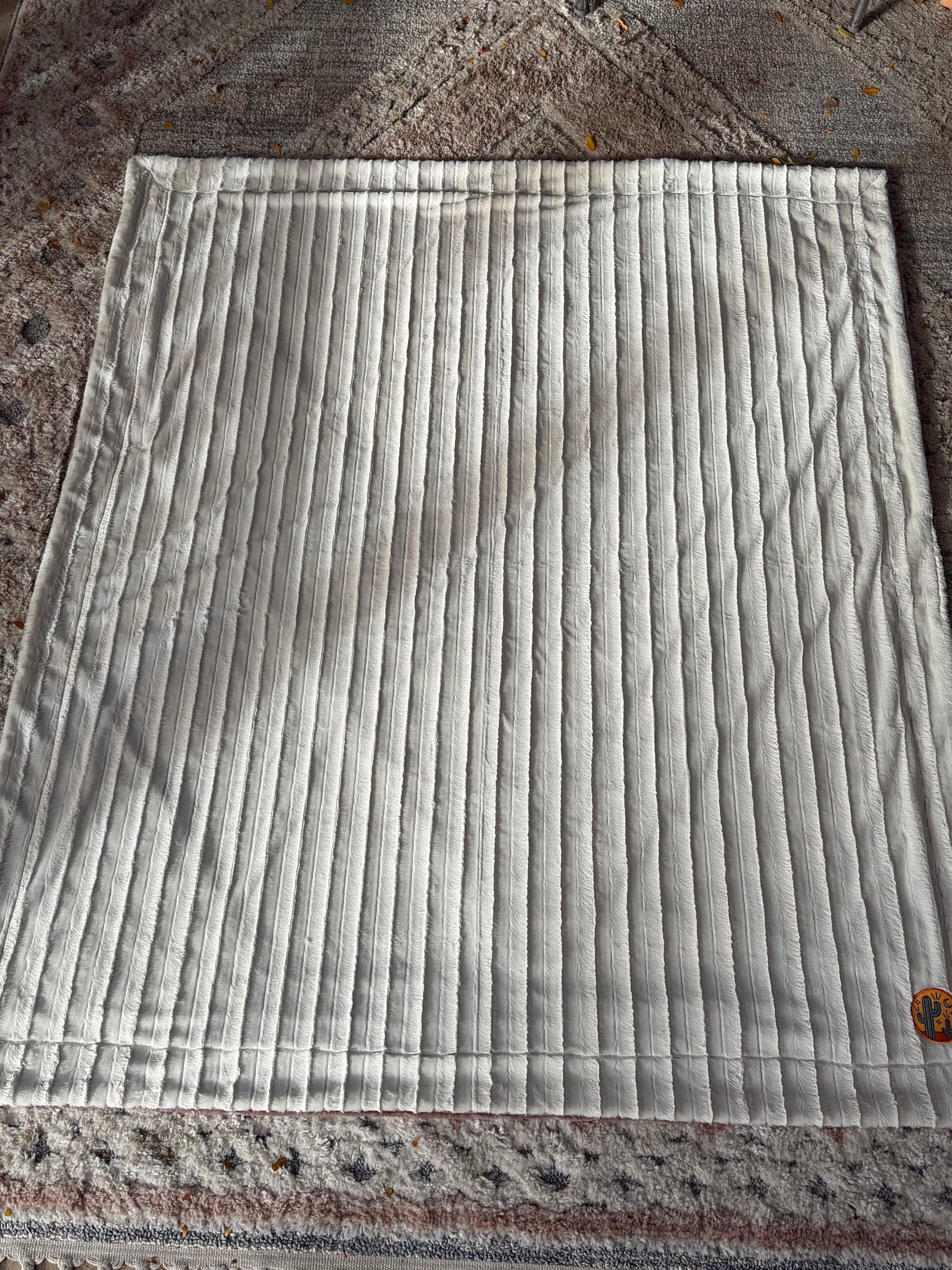 Desert Dreamer Minky Blanket 🤎🌵 (Adult Size)