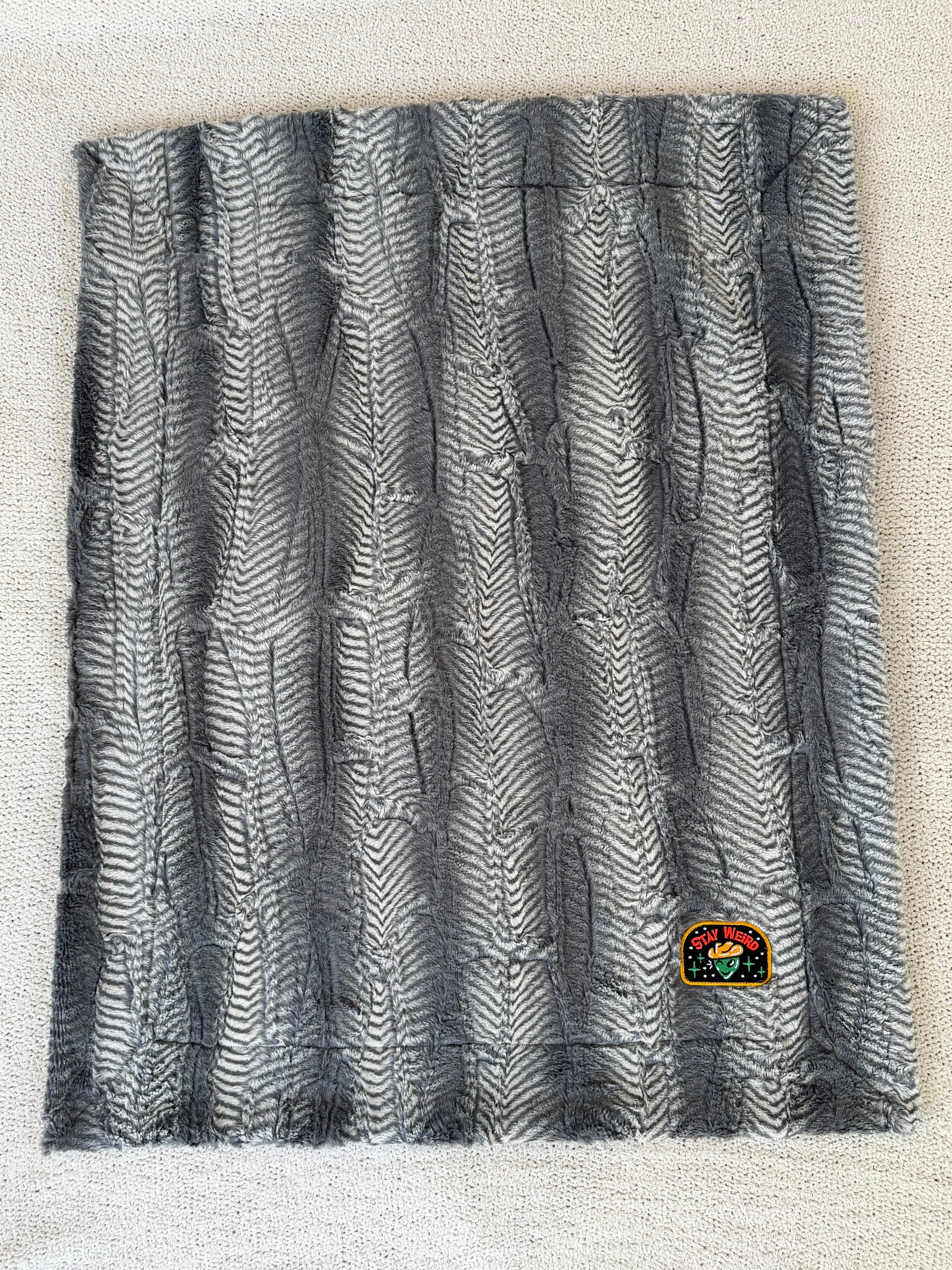 Stay Weird Arrows Minky Blanket – Blue