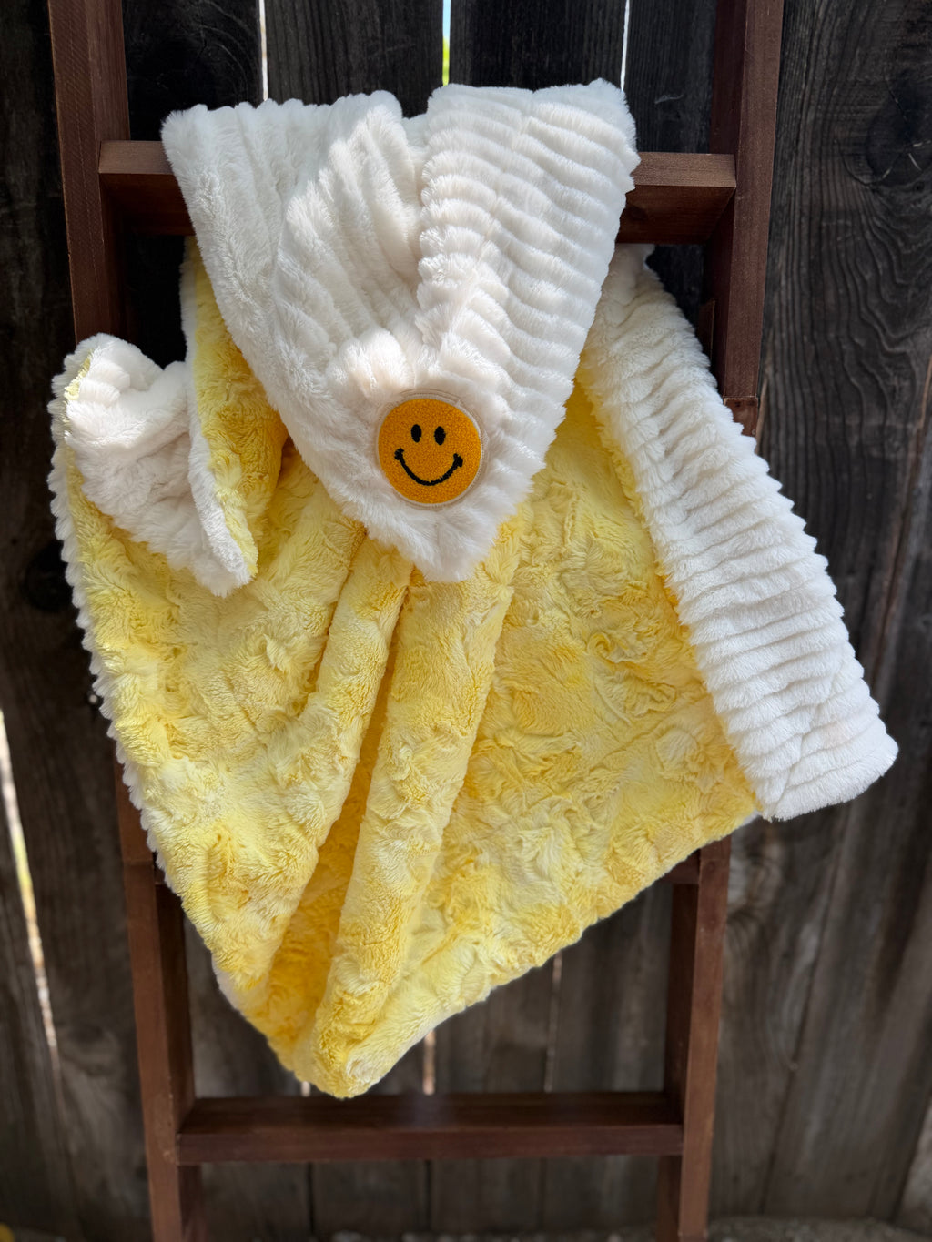 Sunshine Smiles Baby Minky Blanket ☀️💛