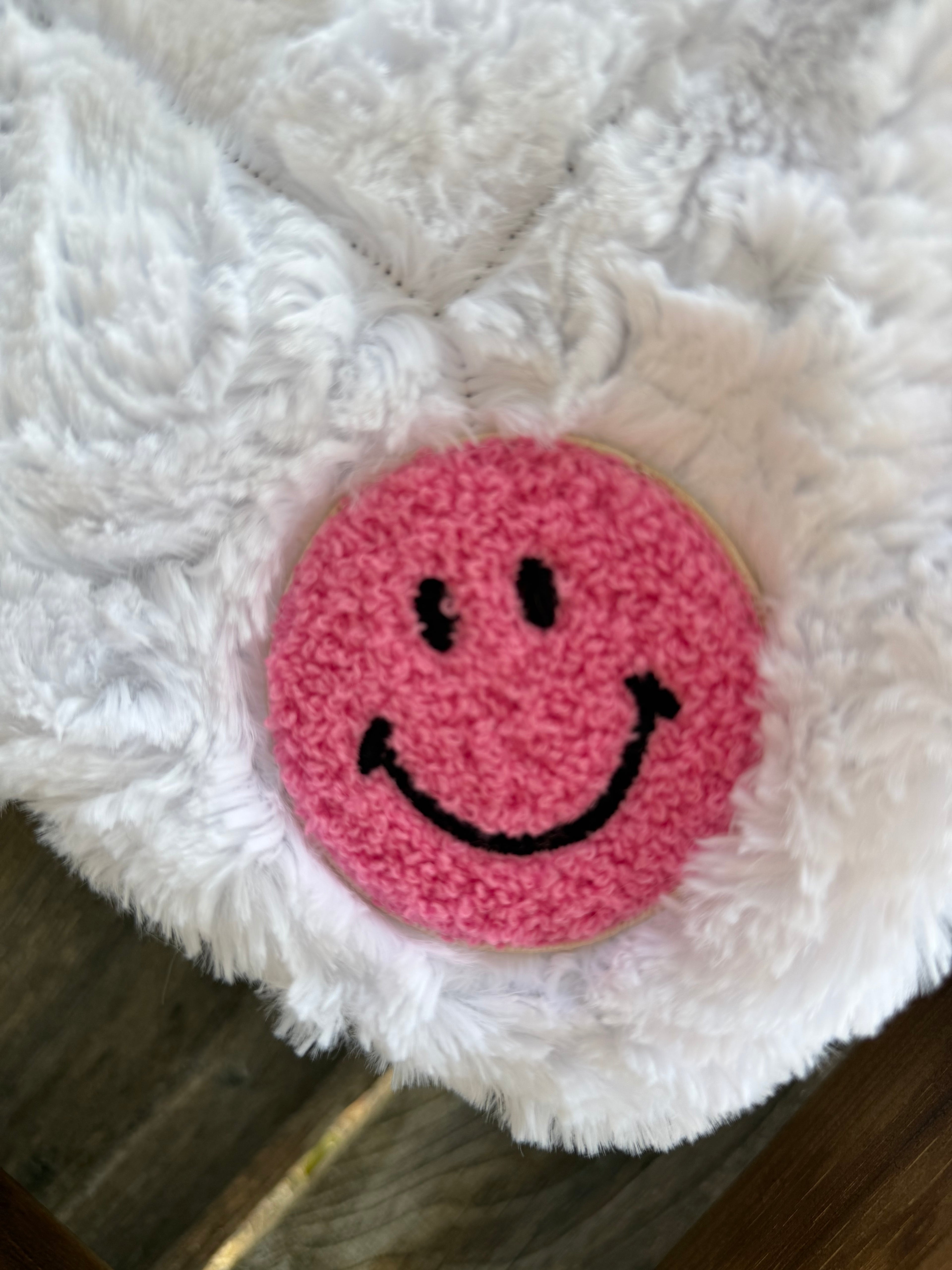 Groovy Daisy Smiles Baby Minky Blanket 🌼🩷